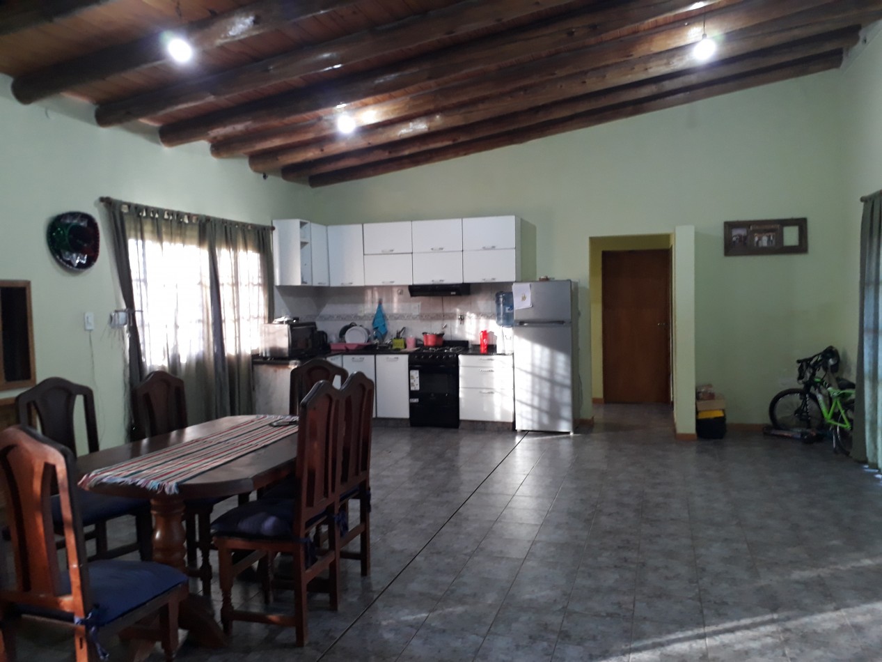 En Las Paredes casa en Barrio Cerrado