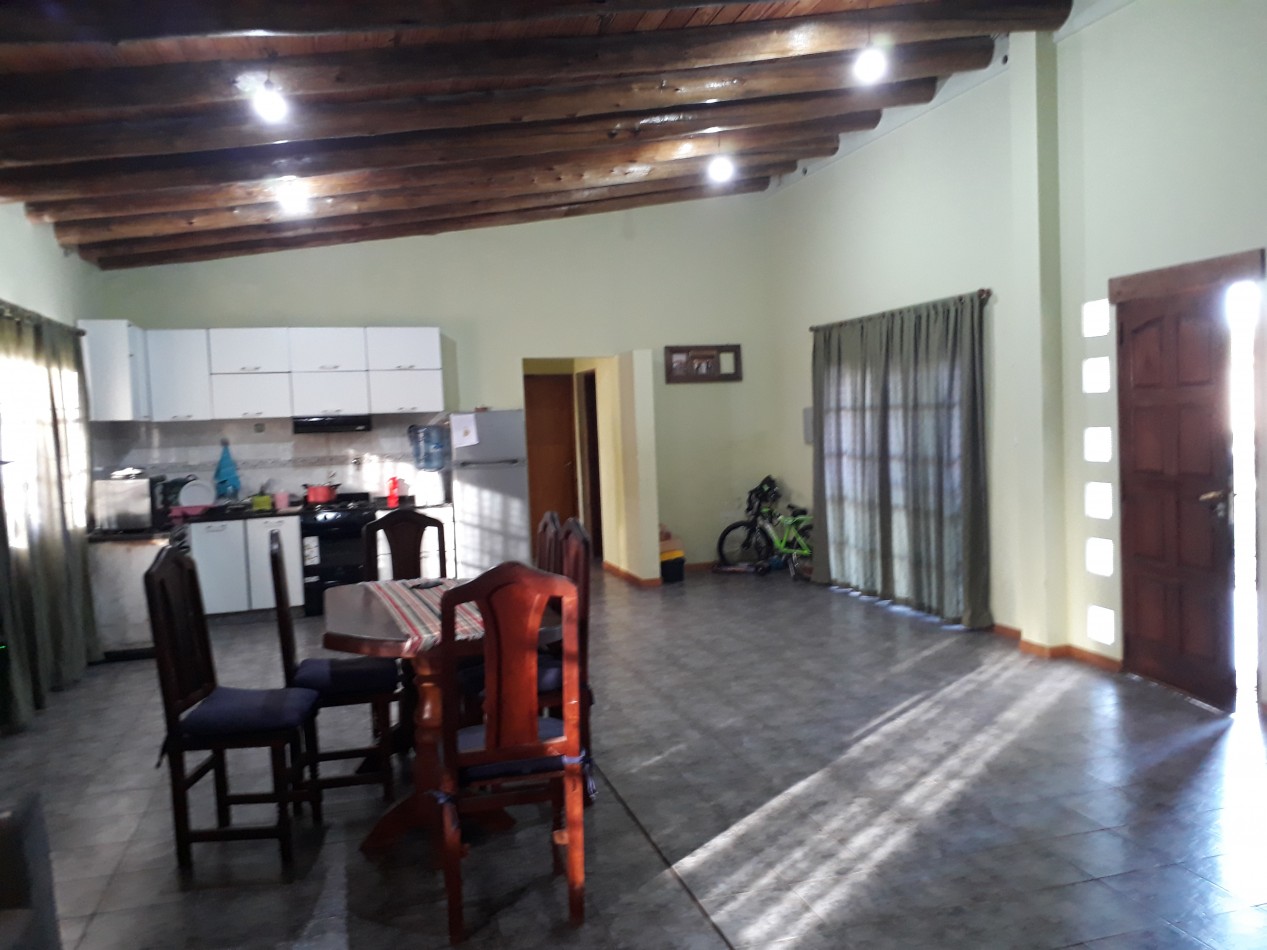En Las Paredes casa en Barrio Cerrado