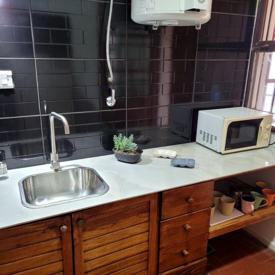 Alquilo Casa Barrio TAC 2 dormitorios