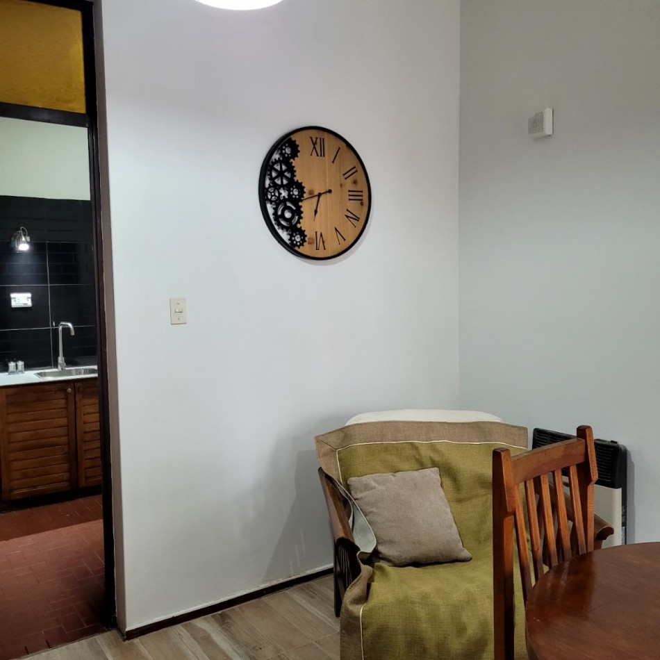 Alquilo Casa Barrio TAC 2 dormitorios