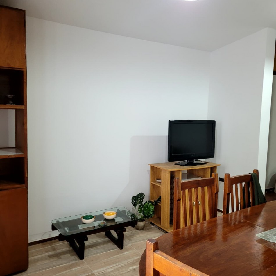 Alquilo Casa Barrio TAC 2 dormitorios