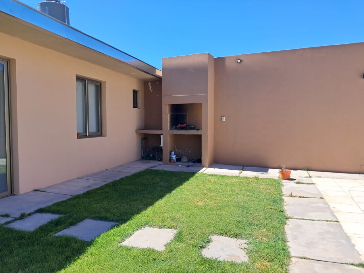 ALQUILER TURISMO SAN RAFAEL