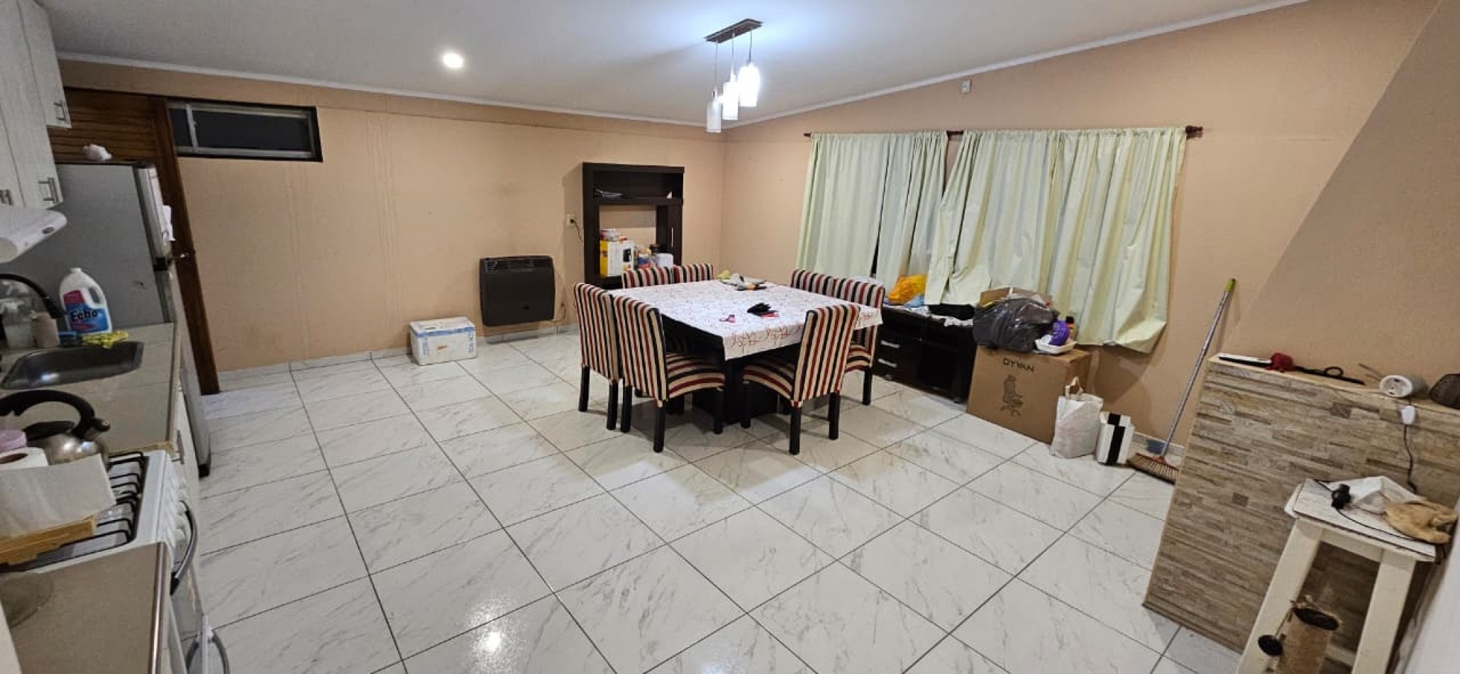 Alquilo Casa 3 dorm 2 baños Barrio Unimev