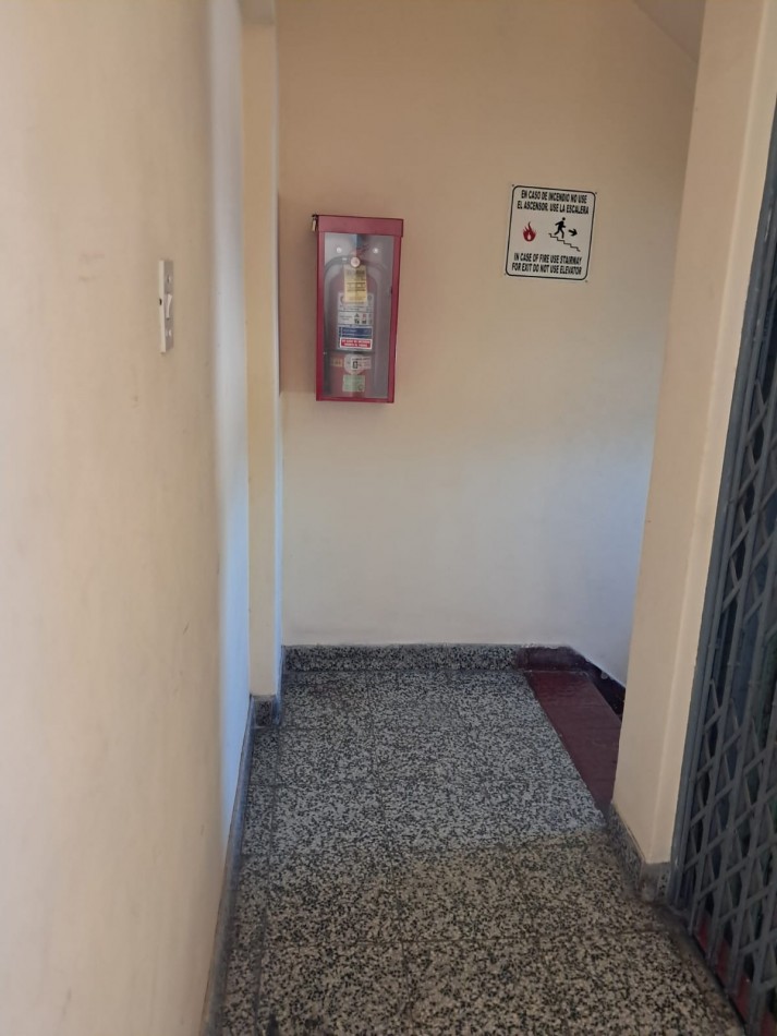 Vendo en el Centro - Departamento 2 Dormitorios | Muy Luminoso | Apto Credito