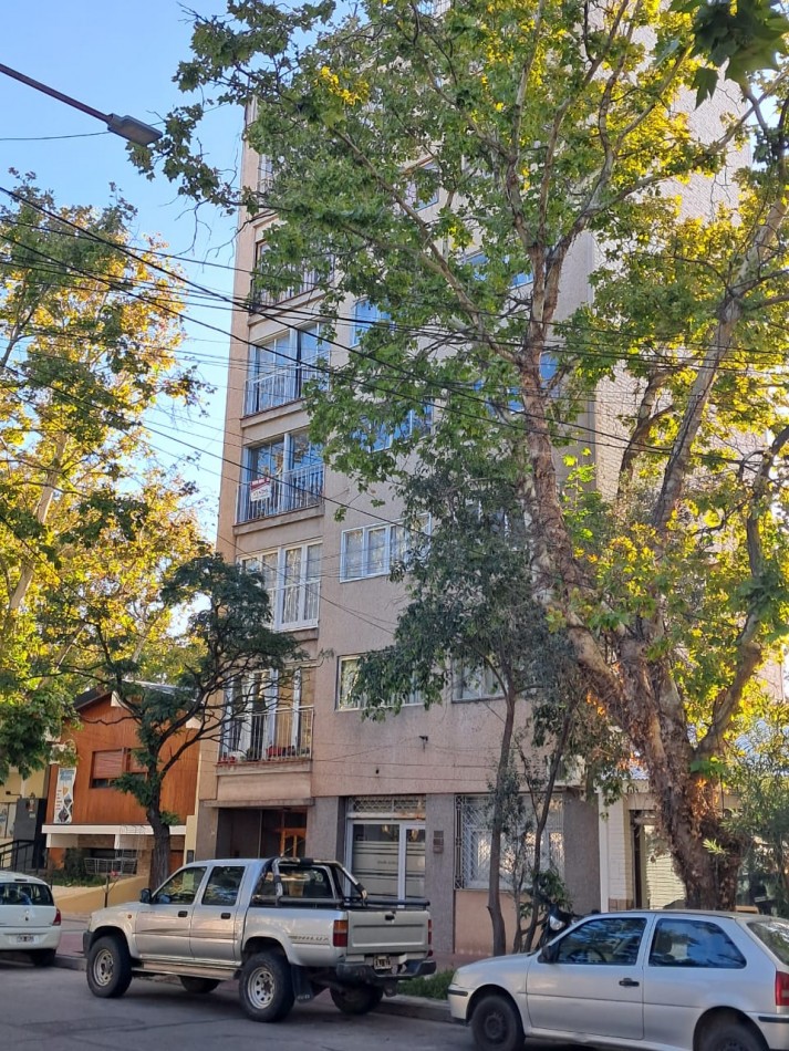 Vendo en el Centro - Departamento 2 Dormitorios | Muy Luminoso | Apto Credito