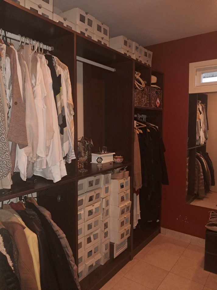 Casa en venta - Zona centrica residencial | Espacios amplios y confort para la vida familiar