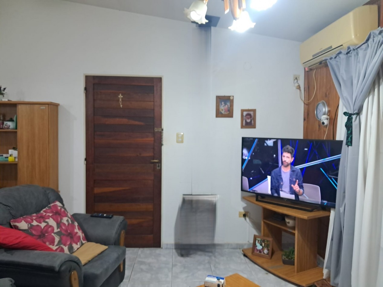 CASA 3 DORMITORIOS CON COCHERA Y QUINCHO - BARRIO SMATA