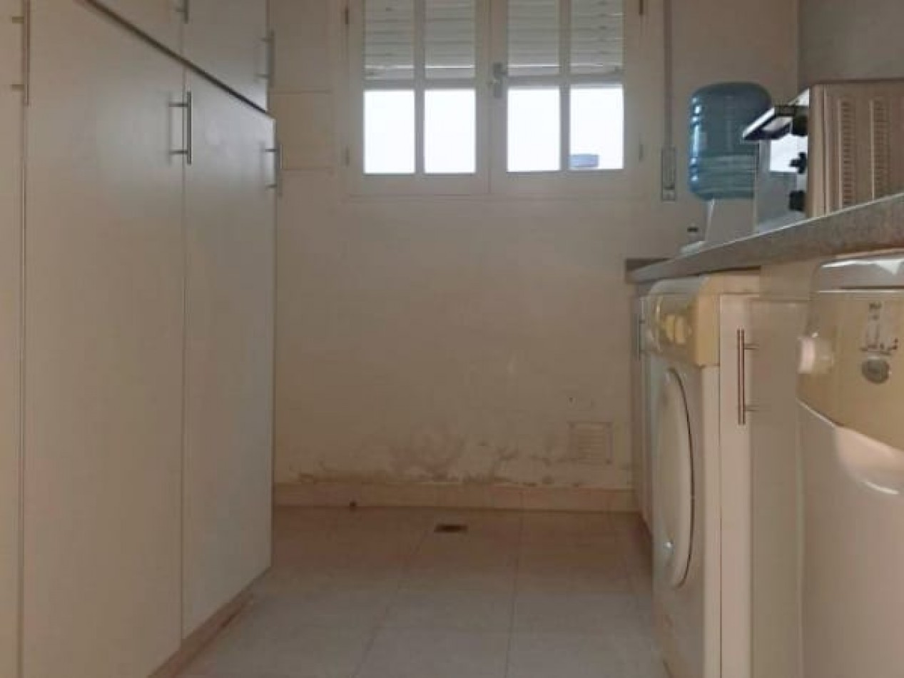 Casa en venta - Zona centrica residencial | Espacios amplios y confort para la vida familiar