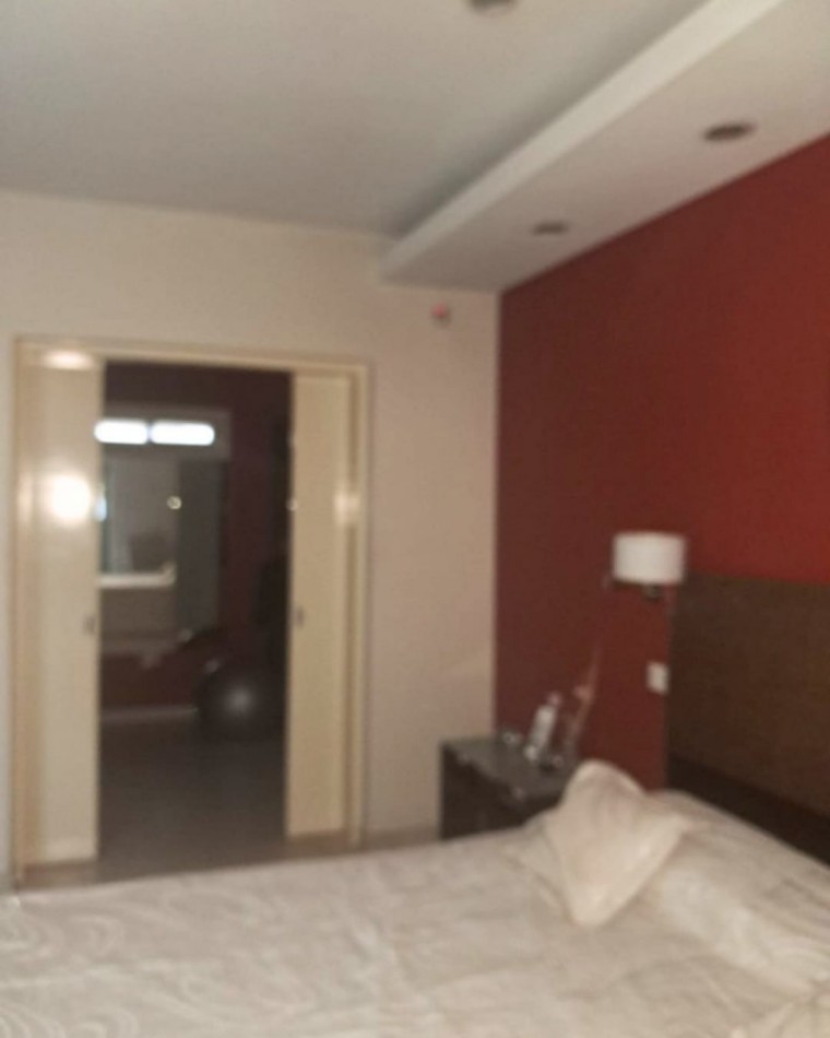 Casa en venta - Zona centrica residencial | Espacios amplios y confort para la vida familiar