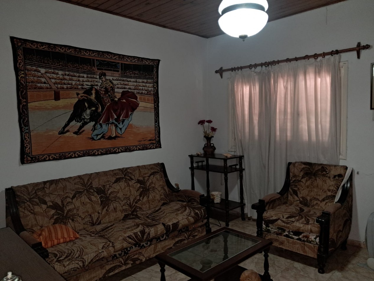 CASA EN VENTA | 3 DORMITORIOS | AMPLIO PARQUE