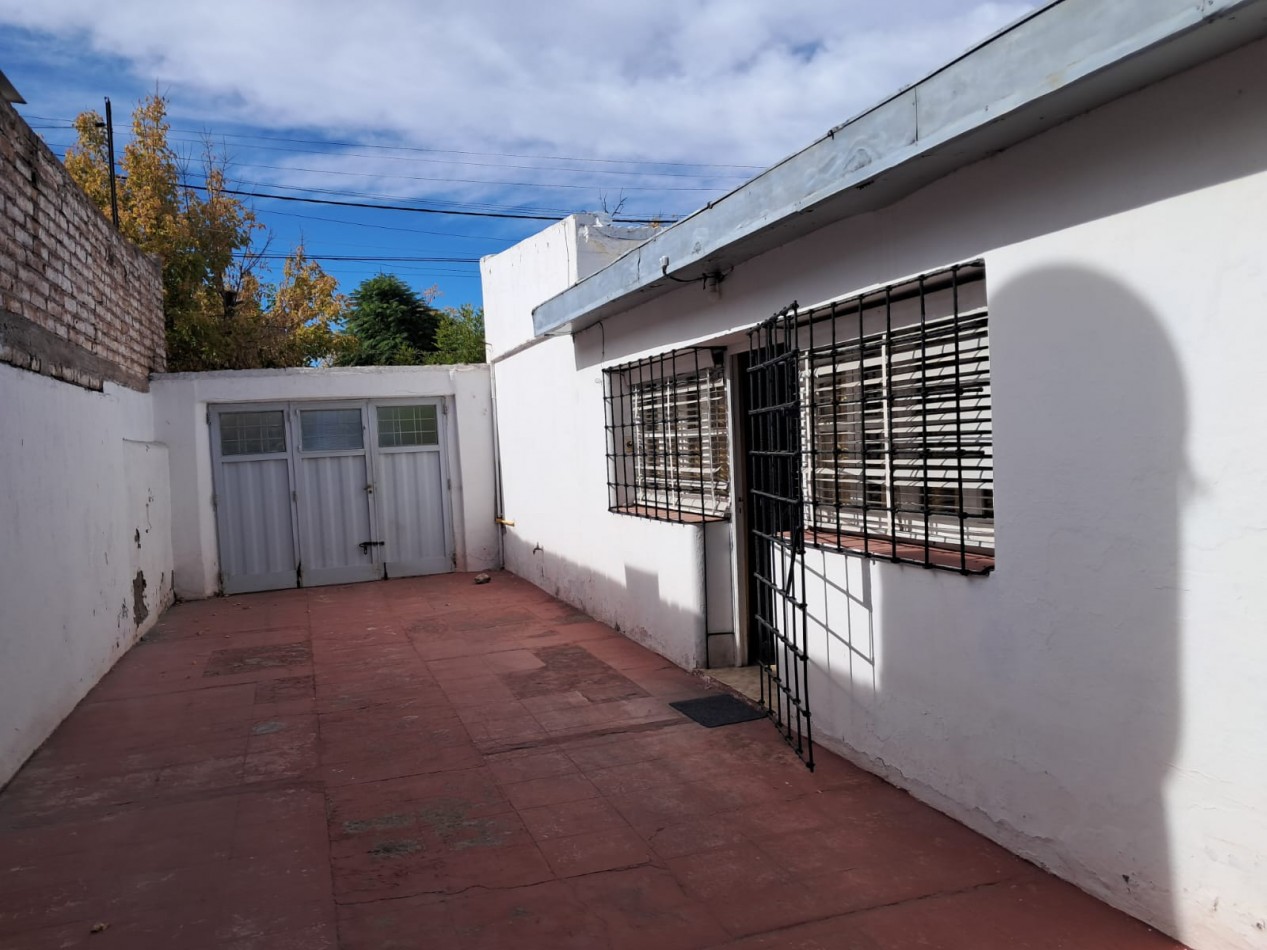 CASA EN VENTA | 3 DORMITORIOS | AMPLIO PARQUE