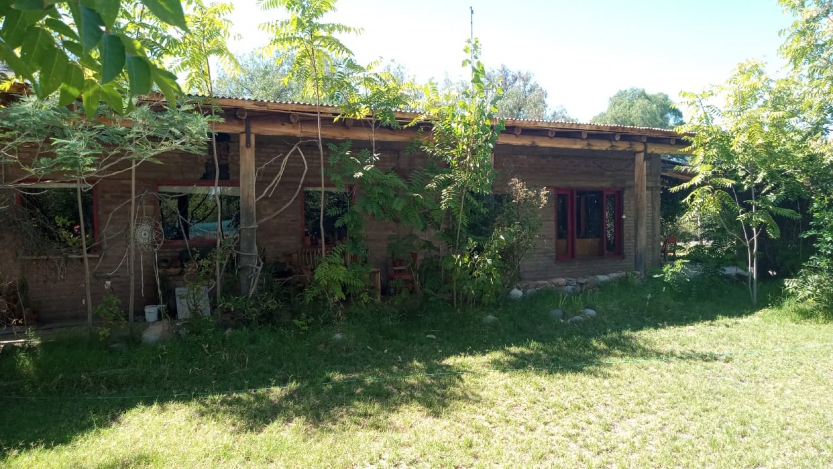 CASA QUINTA EN LAS PAREDES | CASI 3.000 m² DE PARQUE | USD99.999