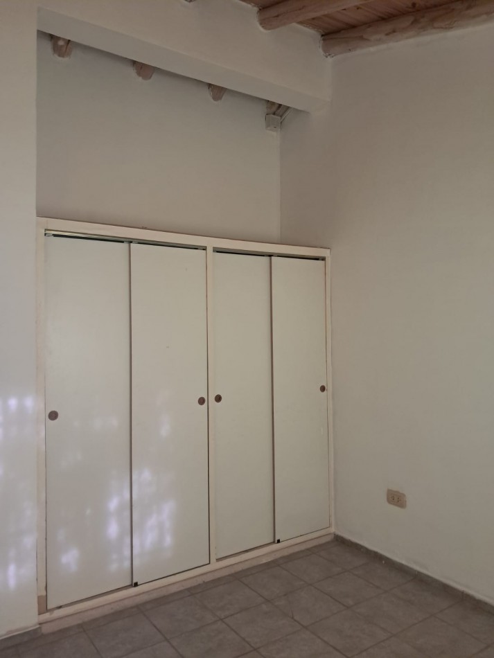 CASA DOS DORMITORIOS | CALLE JUJUY CASI PEDRO VARGAS | 700.000