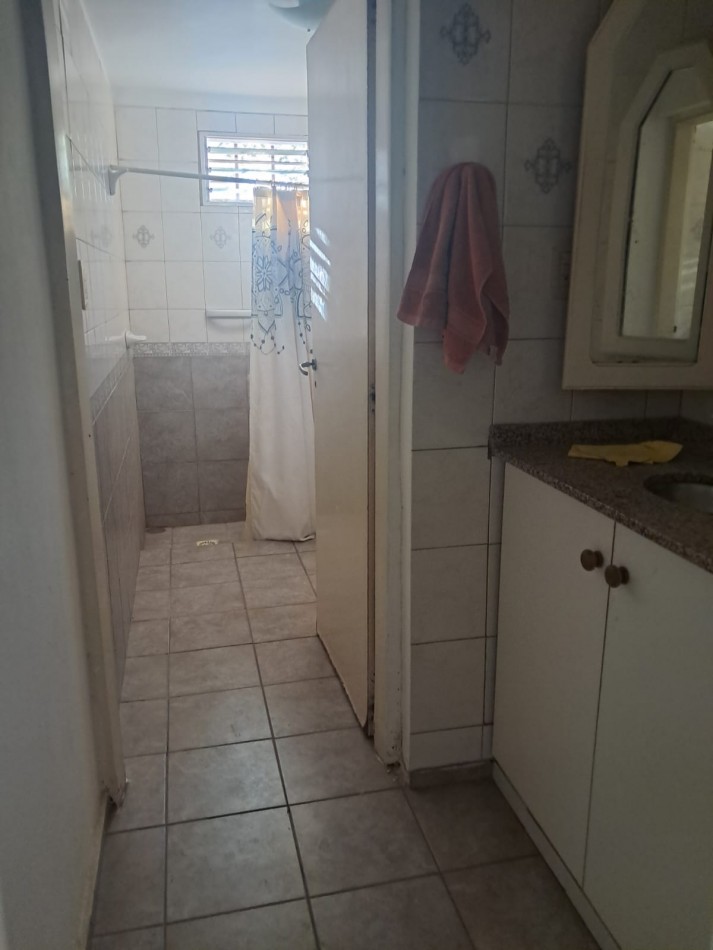 CASA DOS DORMITORIOS | CALLE JUJUY CASI PEDRO VARGAS | 700.000
