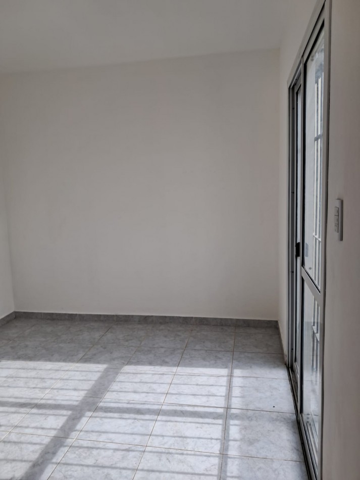 Alquiler Parque Norte | 2 dorm | Interno | $400.000