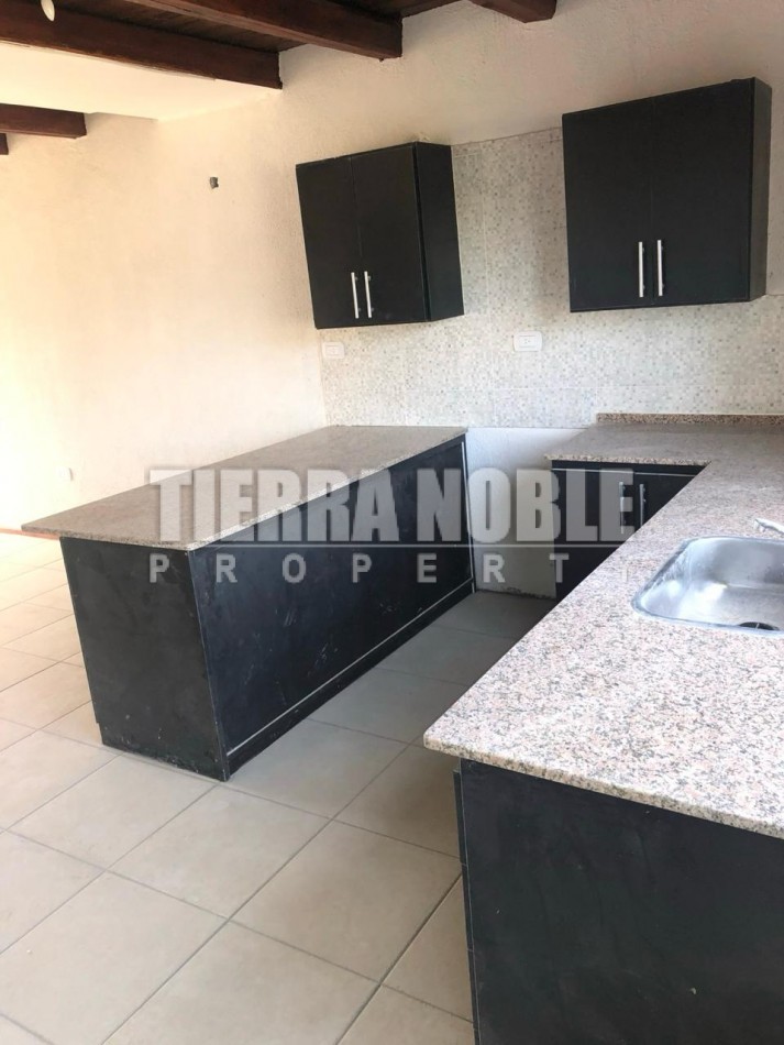 VENDO DUPLEX A ESTRENAR BARRIO SUTER