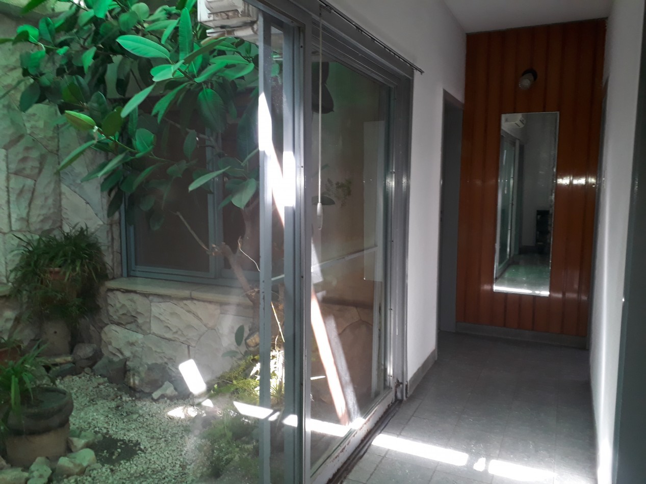Vendo Casa Centrica tres dormitorios 