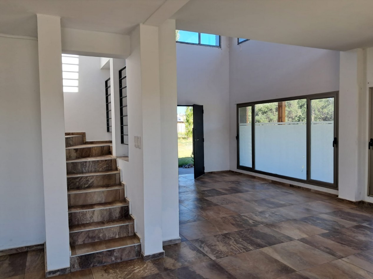 Casa en Calle El Chañaral - Tu Refugio Perfecto