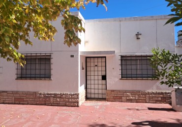 CASA EN VENTA | 3 DORMITORIOS | AMPLIO PARQUE