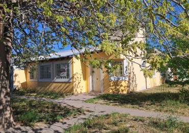 CASA DOS DORMITORIOS | CALLE JUJUY CASI PEDRO VARGAS | 700.000